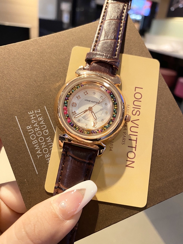 ブランド時計背面デザイン